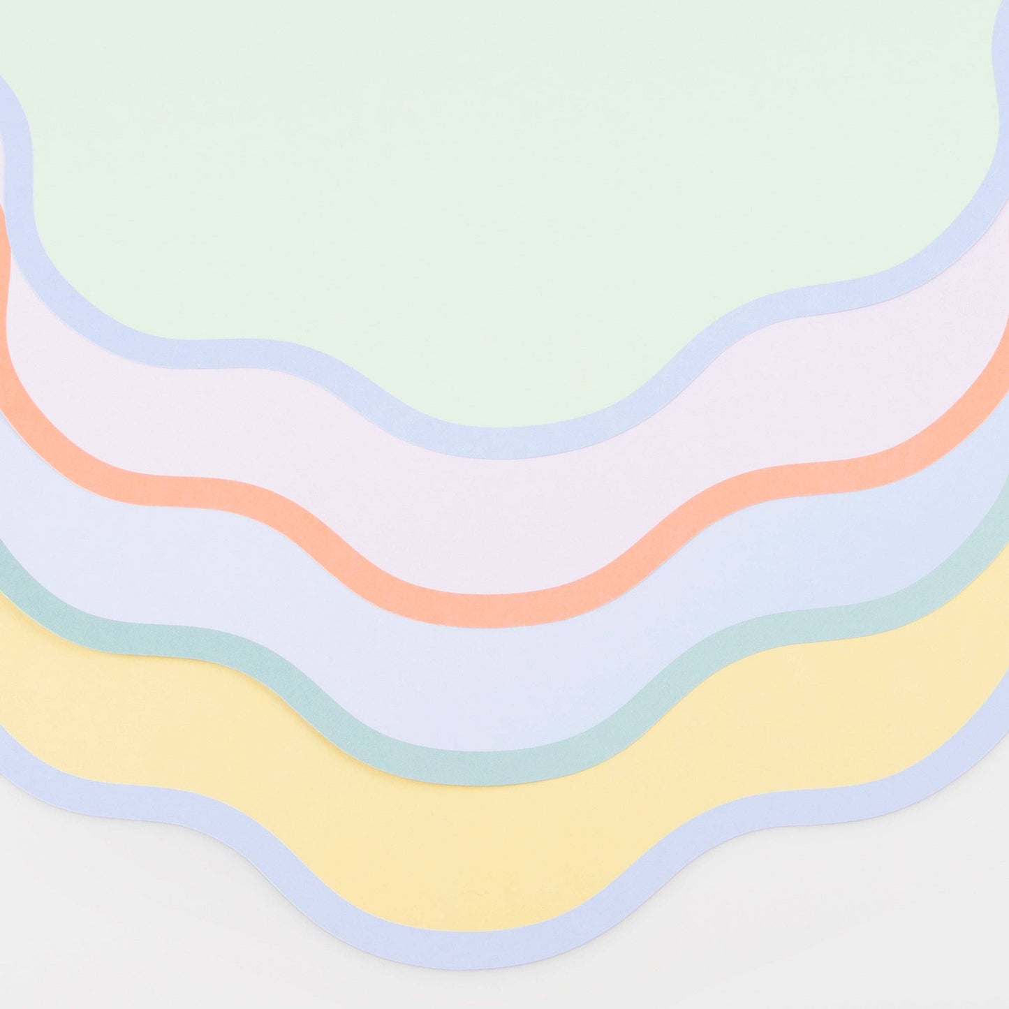 Wavy Round Paper Placemats