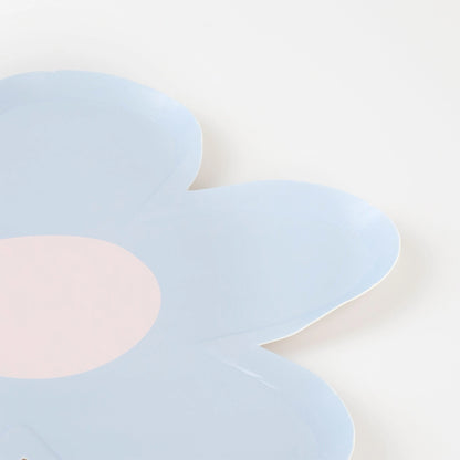 Daisy Shaped Plates