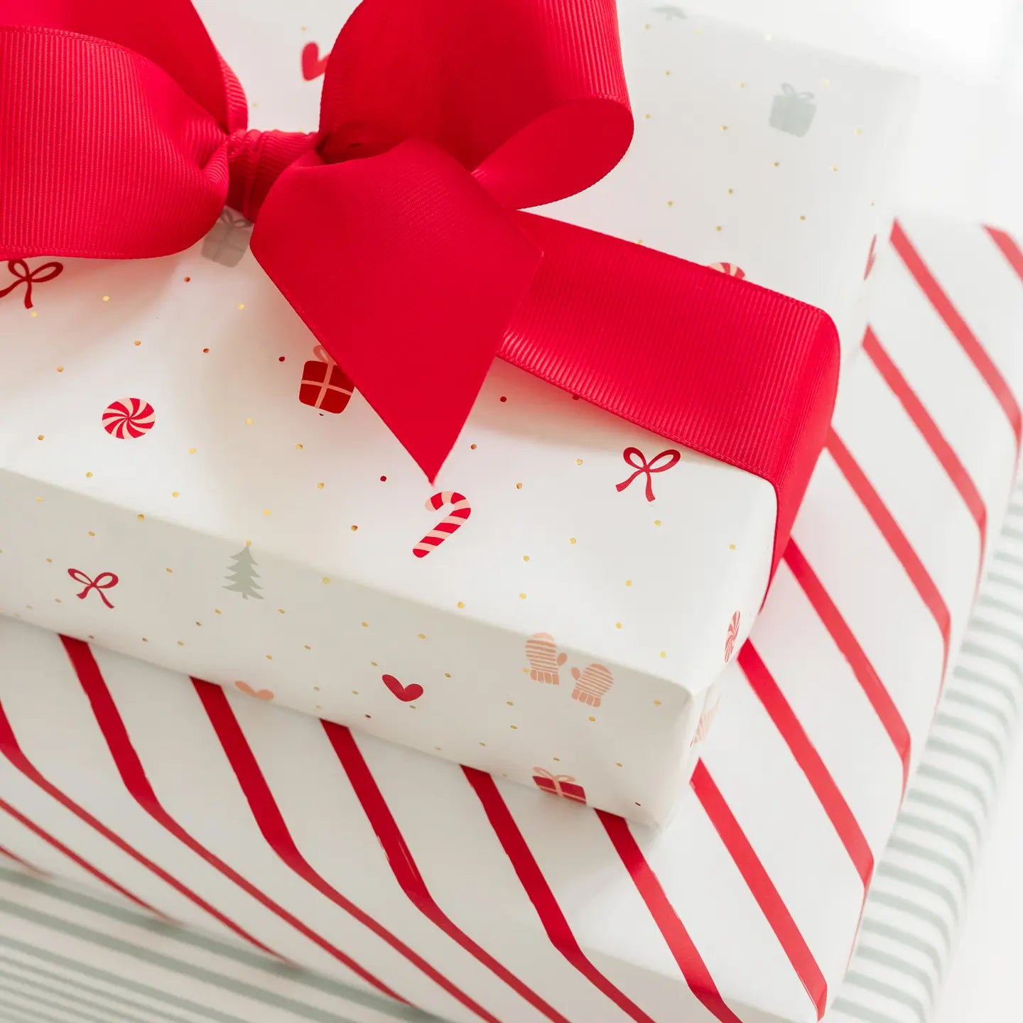 Red Diagonal Stripe Wrapping Paper