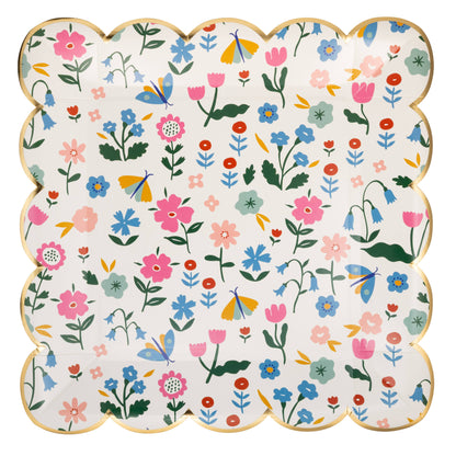 Floral Pattern 9" Plate