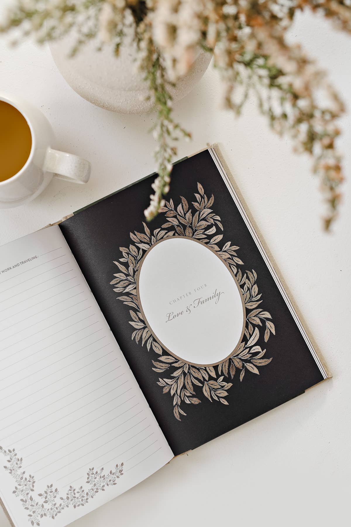 Grandma's Story: A Memory and Keepsake Journal for My Family